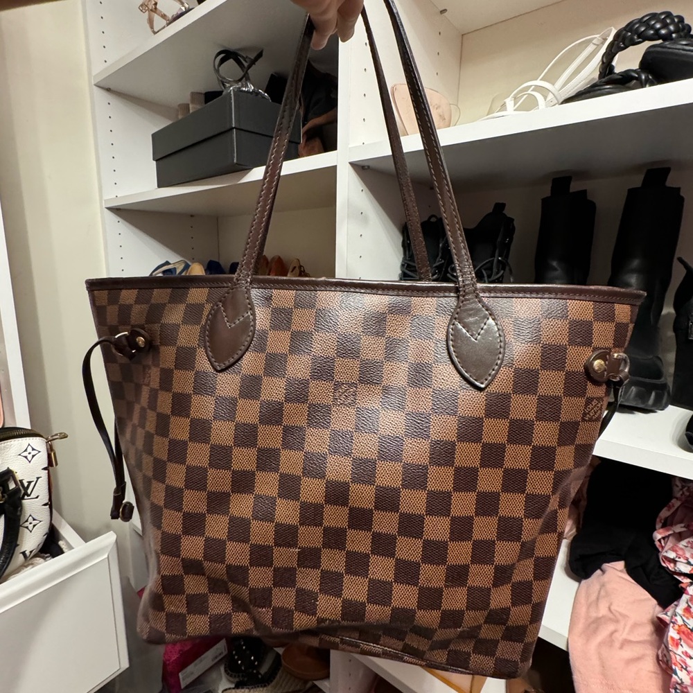 Louis Vuitton Neverfull MM